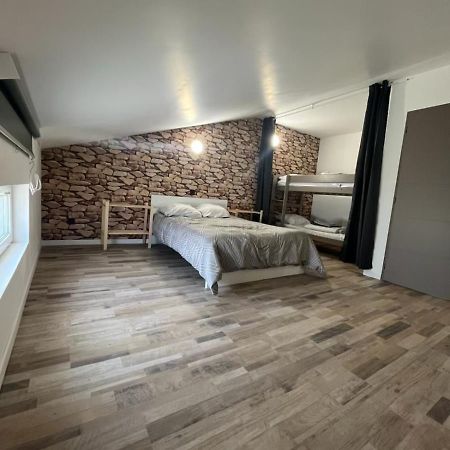 Gite1 Pour 6 Personnes Anneyron Exteriér fotografie