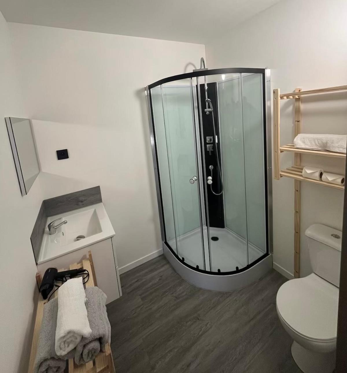 Gite1 Pour 6 Personnes Anneyron Exteriér fotografie